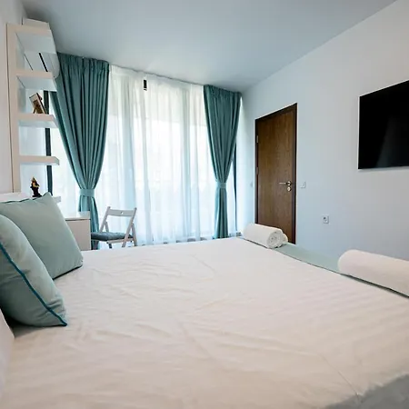 Apartment Stylish 1-bd In St Constantine And Helena By Flat Mаnager