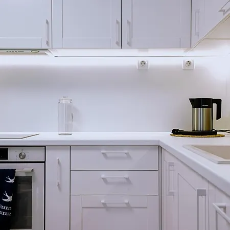 Stylish 1-bd In St Constantine And Helena By Flat Mаnager Saints Constantine and Helena